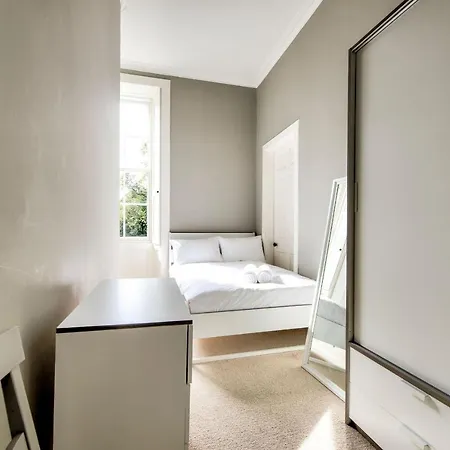 Joivy Bright & Spacious Apt In Stockbridge Edinburgh Exterior photo
